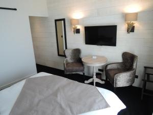 Hotels Hotel Les Brises : photos des chambres