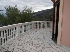 Apartments with parking spaces Sveti Juraj, Senj - 23799