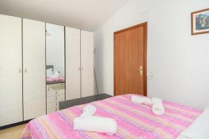 Family-friendly apartments with swimming pool Stranici, Porec - 24558