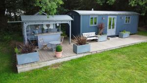 Top Farm Shepherds Lodge