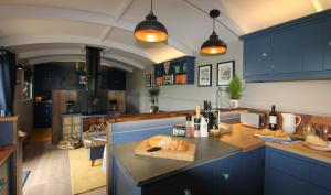 Top Farm Shepherds Lodge