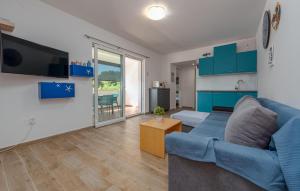 Beach Front Apartment In Povljana 