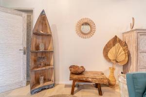 Biệt Thự Có Hồ Bơi Riêng (Villa with Private Pool)