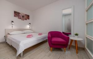 Lovely Apartment In Povljana With Wifi 