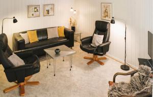 Three-Bedroom Holiday Home In Ansager