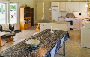 Three-Bedroom Holiday Home In Ansager