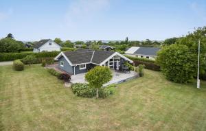 Three-Bedroom Holiday Home In Assens - 4hvězdičkové hotely ve městě Assens