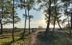 2 Bedroom Lovely Home In Hellendoorn