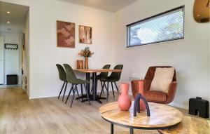 2 Bedroom Lovely Home In Hellendoorn