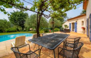 Maisons de vacances Cozy Home In Mouans-Sartoux : photos des chambres
