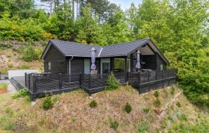 Beautiful Home In Ebeltoft With Kitchen