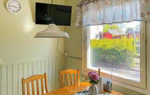 1 Bedroom Amazing Home In Klintehamn