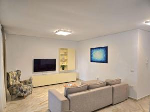 Apartment in Gjiri Lalzit near Sandy Beach