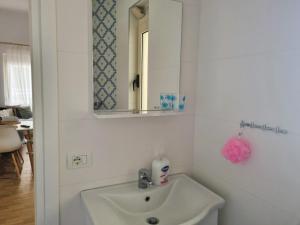 Upper-Floor Apartment in Gated Resort