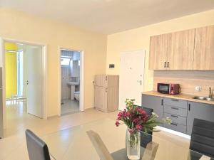 Apartment in Durres steps from the beach