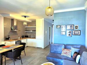 Stylish apartment for four guests
