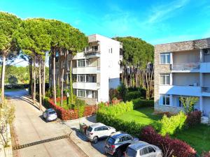 Apartment in Gjiri i Lalzit near Sandy Beach