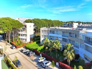 Apartment in Gjiri i Lalzit near Sandy Beach