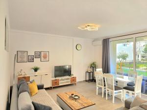 Apartment in San Pietro near Sandy Beach