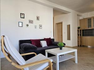 Scenic Stays with Space, Style & Simplicity