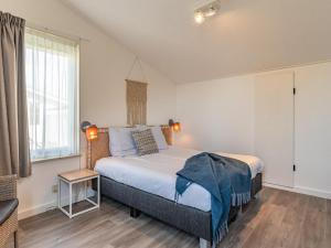 Holiday Home in Zeeland near Sophia Beach