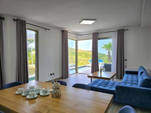 Holiday Home near Rodonit Beach with Garden