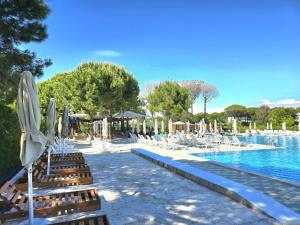 Apartment in Gjiri Lalzit near Elements Beach