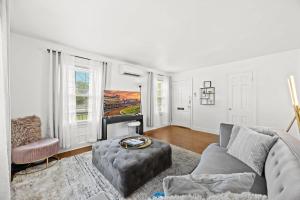 4 Spacious Units Close to Downtown & Expo Center