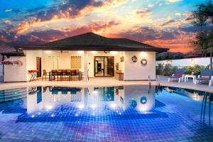Villa Sabai, minutes to the Beach and City Pattaya