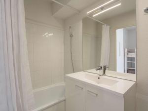 Appartements Studio face au golf avec terrasse et parking - FR-1-4-702 : photos des chambres