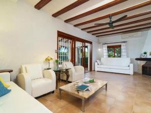 Encantadora villa en Javea con piscina privada y aire acondicionado, cerca de la playa - ES-160-18