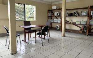 Mangoes Backpacker Hostel & Farmstay