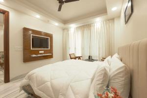 Cyber hub retreat near Horizon center