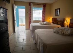 The Grand Begonia Beach Hotel