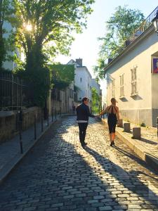 B&B / Chambres d'hotes Romantic Artist Room Montmartre Bed & Breakfast : photos des chambres