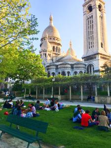 B&B / Chambres d'hotes MONTMARTRE ROMANTIC, Bed & Breakfast - Paris : photos des chambres