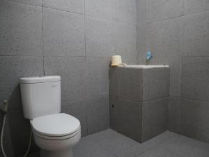 Villa Murah Nyaman dekat Taman Safari Cisarua Puncak Bogor - Villa Kutilang