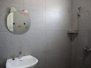 Villa Murah Nyaman dekat Taman Safari Cisarua Puncak Bogor - Villa Kutilang