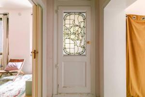 Venetian pink apartment in Dorsoduro