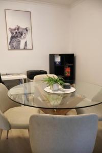 Darling Escape - Pyrmont 2BR Apartment w Parking