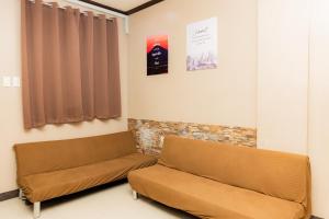 Townes Huge Home Big Grps Big Fam Near SM Ecoland DGT Coastal road ADDU UM