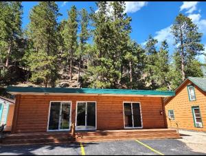Deluxe Double Room room in Allen Gulch Motel