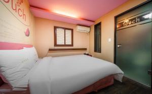 Hongdae Sinchon Touch Motel