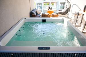 Artion Suites Nikiti