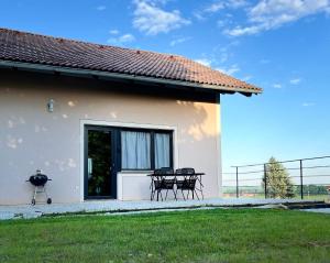 Rooms and apartments Biš 