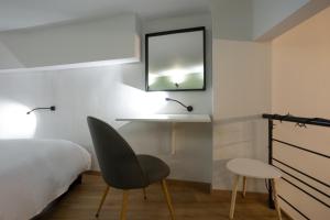 100Mbps Smart TV AC Self Check-In Full Kitchen