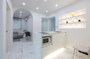 Unique house with hongdae area 2r with livingroom