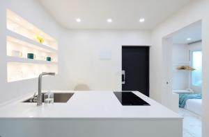 Unique house with hongdae area 2r with livingroom