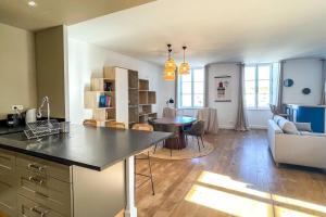 Appartement rénové sur le port de Saint Martin de Ré