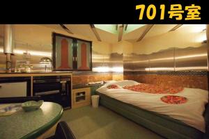 HOTEL Us Racecourse Adult only